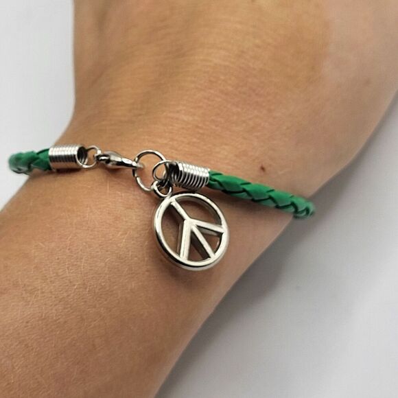 Vintage Peace Bracelet Green Braided Cord 8in - Picture 3 of 3